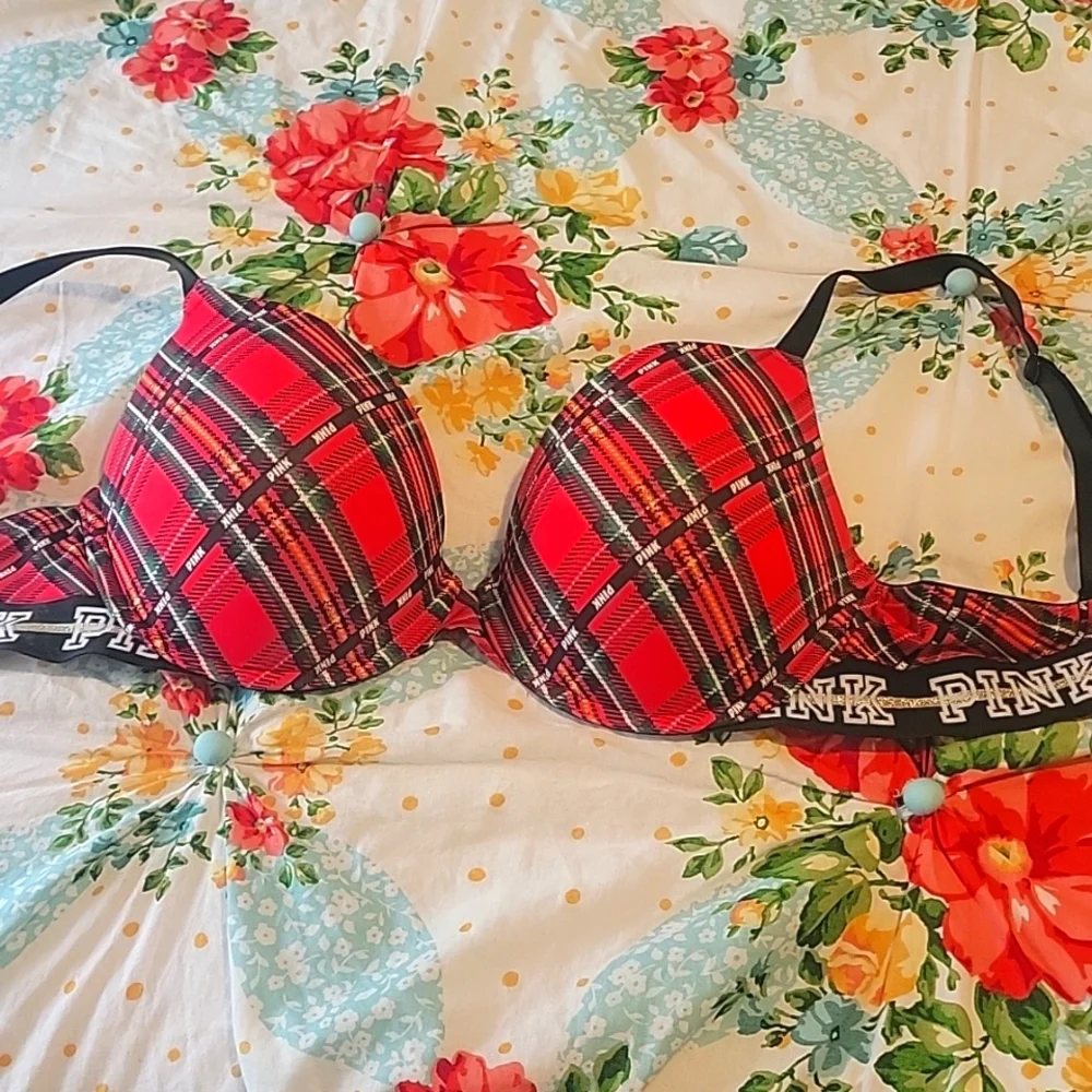Bra - Picture 1 of 4